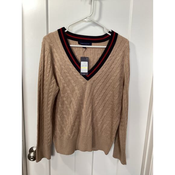 nwt Tommy Hilfiger Women's V Neck Cable Knit Pullover Sweater Tan Size Medium - Picture 2 of 9